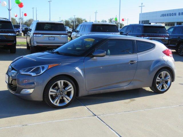 Used 2016 Hyundai Veloster Base with VIN KMHTC6AD9GU294926 for sale in Temple, TX