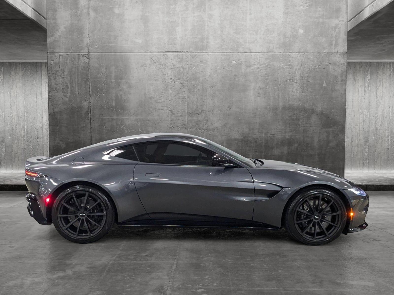 2022 Aston Martin Vantage Vehicle Photo in Pompano Beach, FL 33064