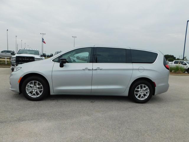 2024 Chrysler Pacifica Vehicle Photo in Gatesville, TX 76528