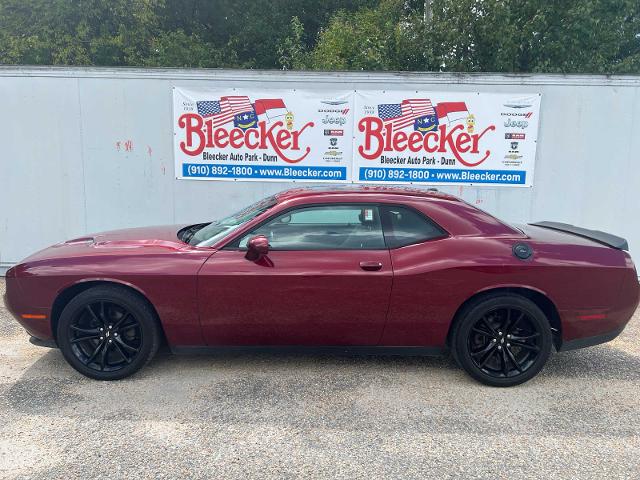 2018 Dodge Challenger Vehicle Photo in DUNN, NC 28334-8900