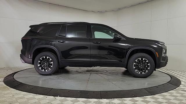 2024 Chevrolet Traverse Vehicle Photo in JOLIET, IL 60435-8135