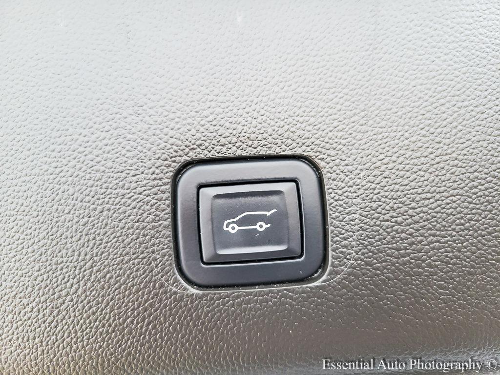 2022 Chevrolet Traverse Vehicle Photo in AURORA, IL 60503-9326