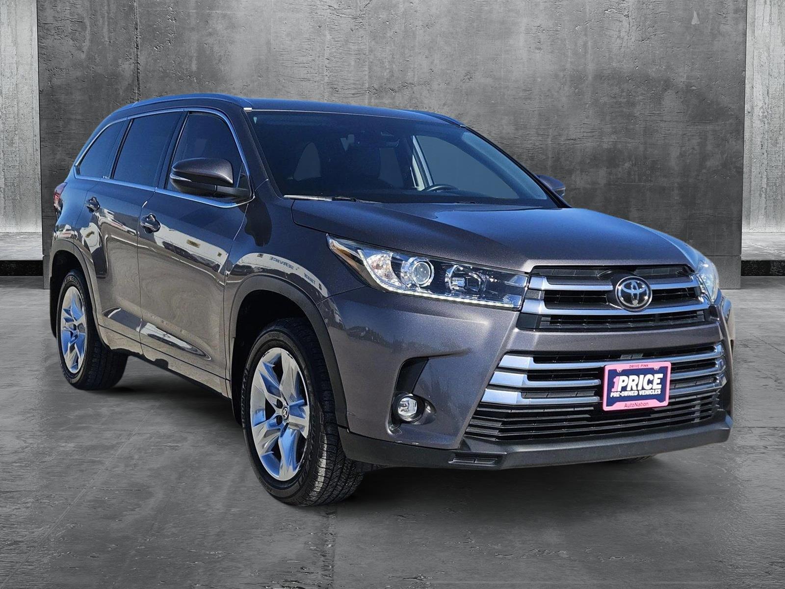 2019 Toyota Highlander Vehicle Photo in NORTH RICHLAND HILLS, TX 76180-7199