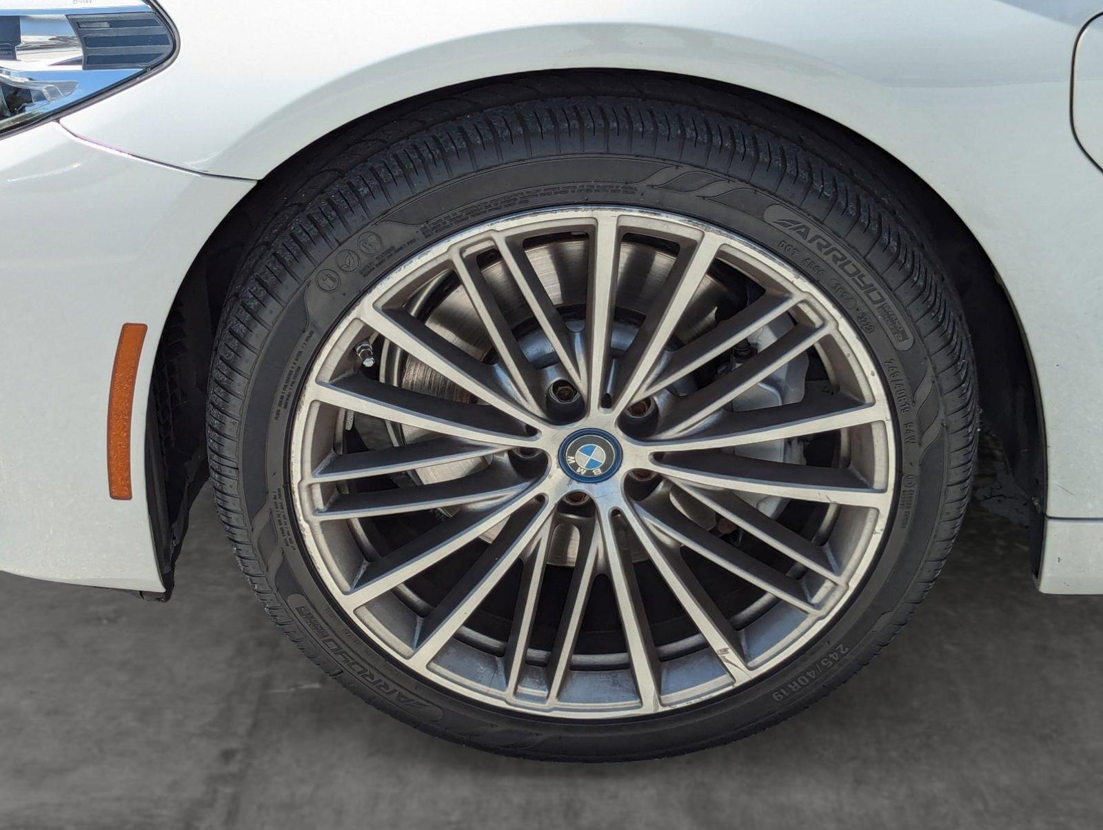 2019 BMW 530e iPerformance Vehicle Photo in Delray Beach, FL 33444