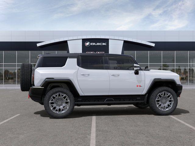 2024 GMC HUMMER EV SUV Vehicle Photo in WATERTOWN, CT 06795-3318