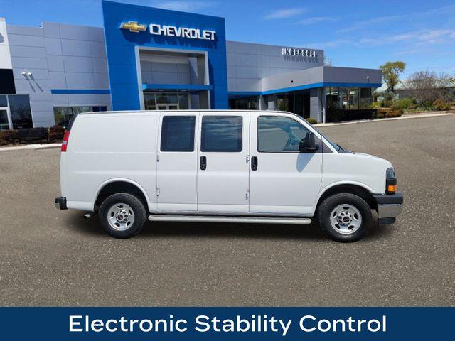 2022 GMC Savana Cargo 2500 Vehicle Photo in DANBURY, CT 06810-5034