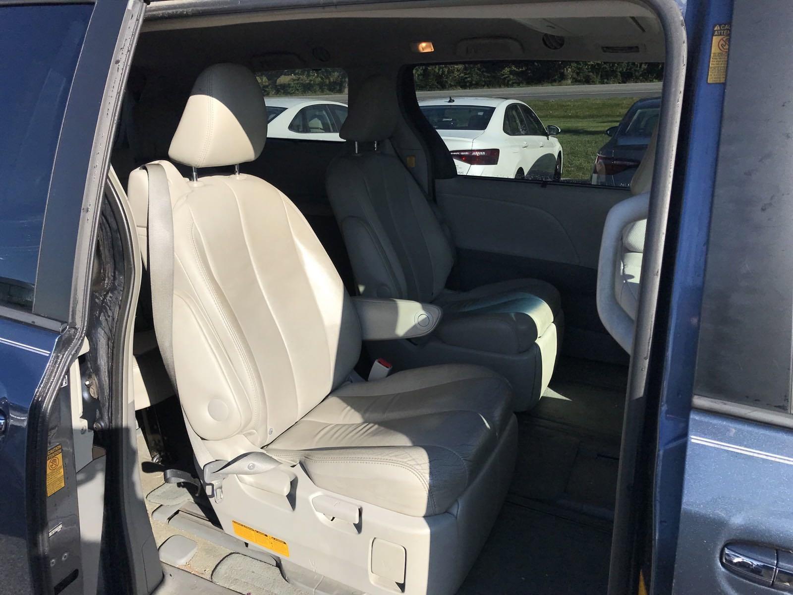 2013 Toyota Sienna Vehicle Photo in Mechanicsburg, PA 17050