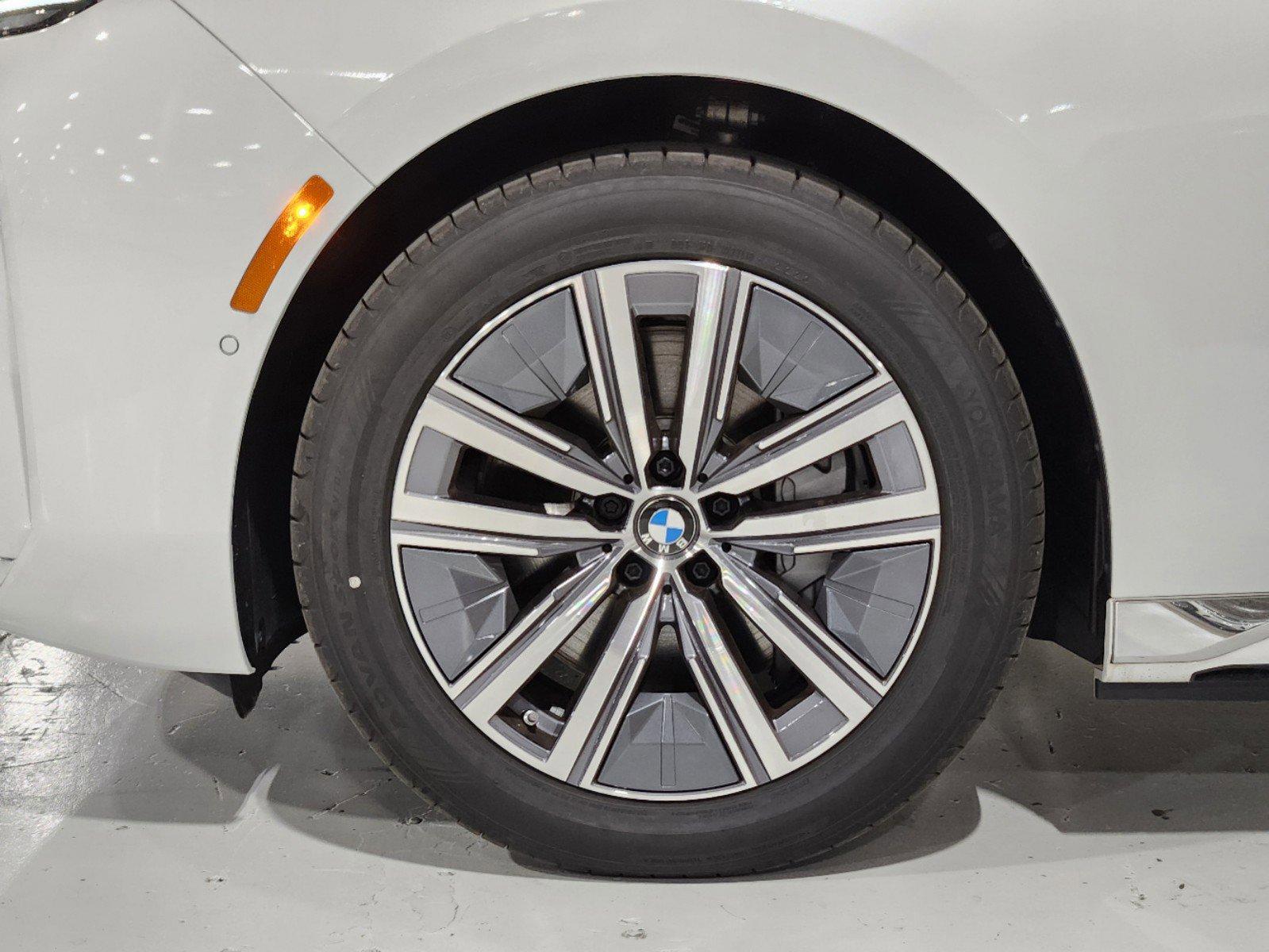 2024 BMW i7 Vehicle Photo in GRAPEVINE, TX 76051