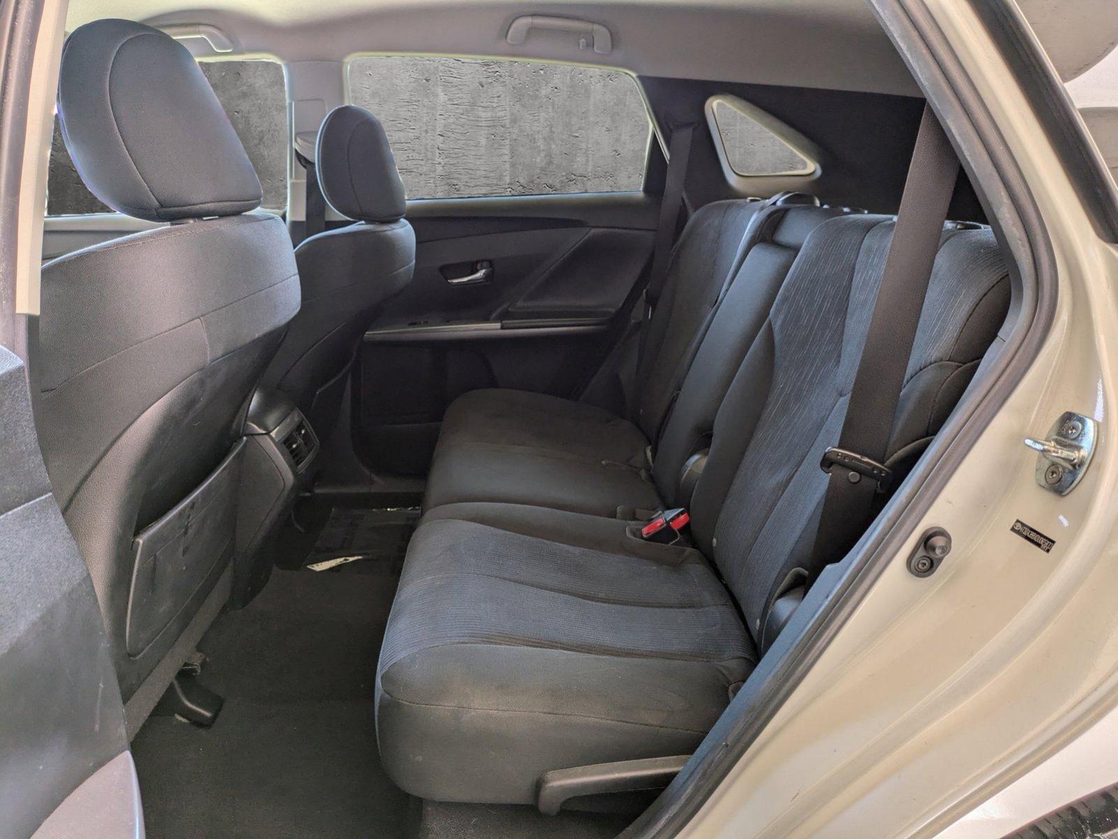 2013 Toyota Venza Vehicle Photo in Tustin, CA 92782