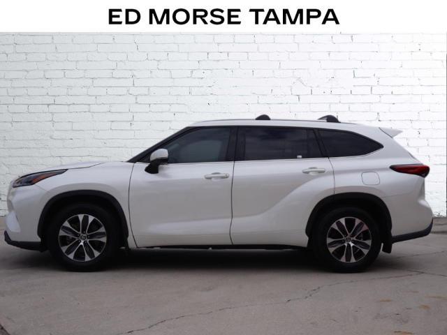 2021 Toyota Highlander Vehicle Photo in TAMPA, FL 33612-3404