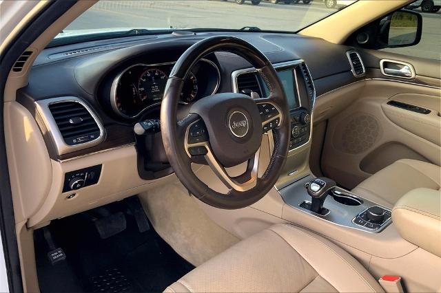 2014 Jeep Grand Cherokee Vehicle Photo in Kansas City, MO 64114