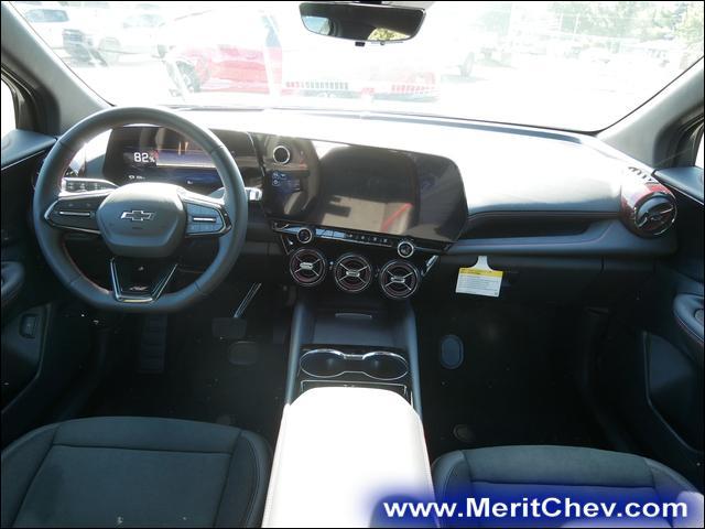 2024 Chevrolet Blazer EV Vehicle Photo in MAPLEWOOD, MN 55119-4794