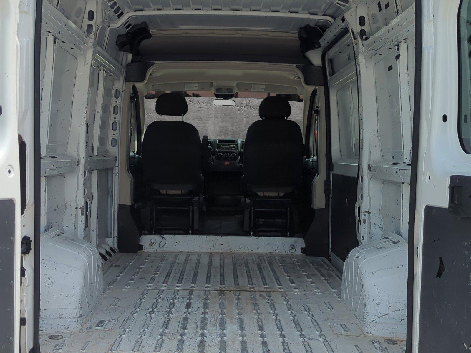 2017 Ram ProMaster Cargo Van Vehicle Photo in Pembroke Pines, FL 33027