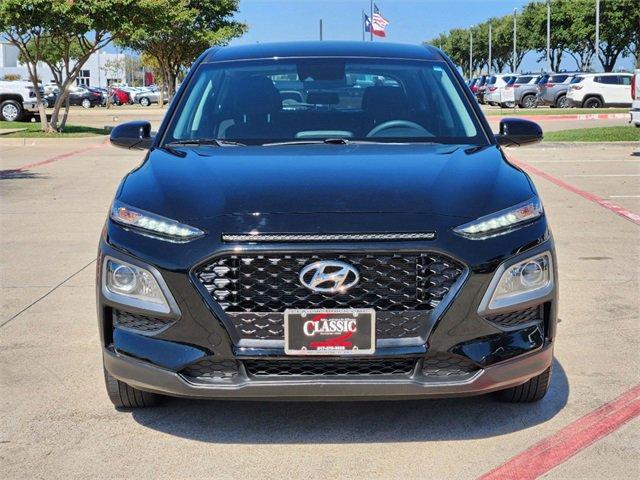 Used 2021 Hyundai Kona SE with VIN KM8K12AAXMU667533 for sale in Arlington, TX