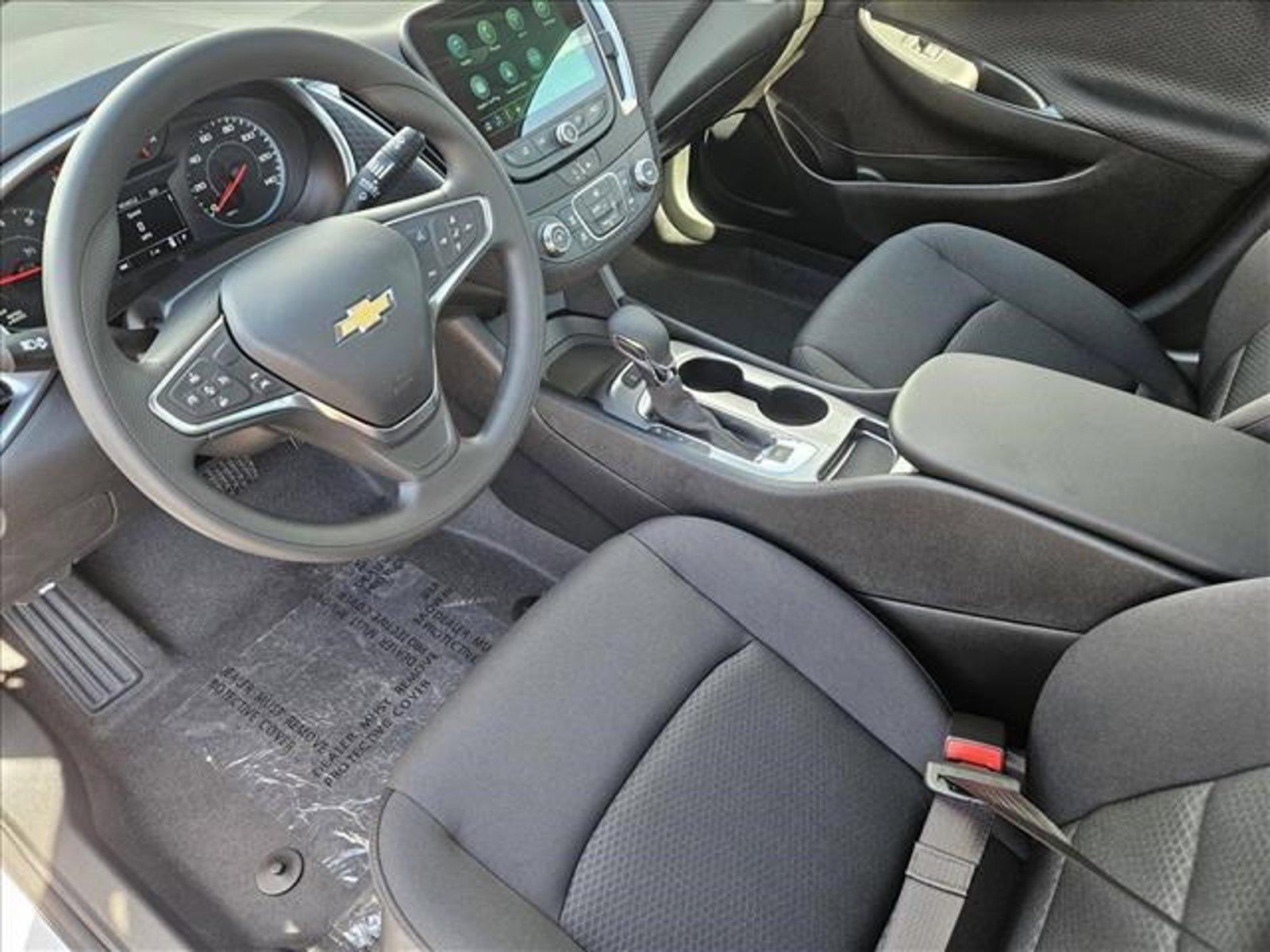 2025 Chevrolet Malibu Vehicle Photo in PEORIA, AZ 85382-3715