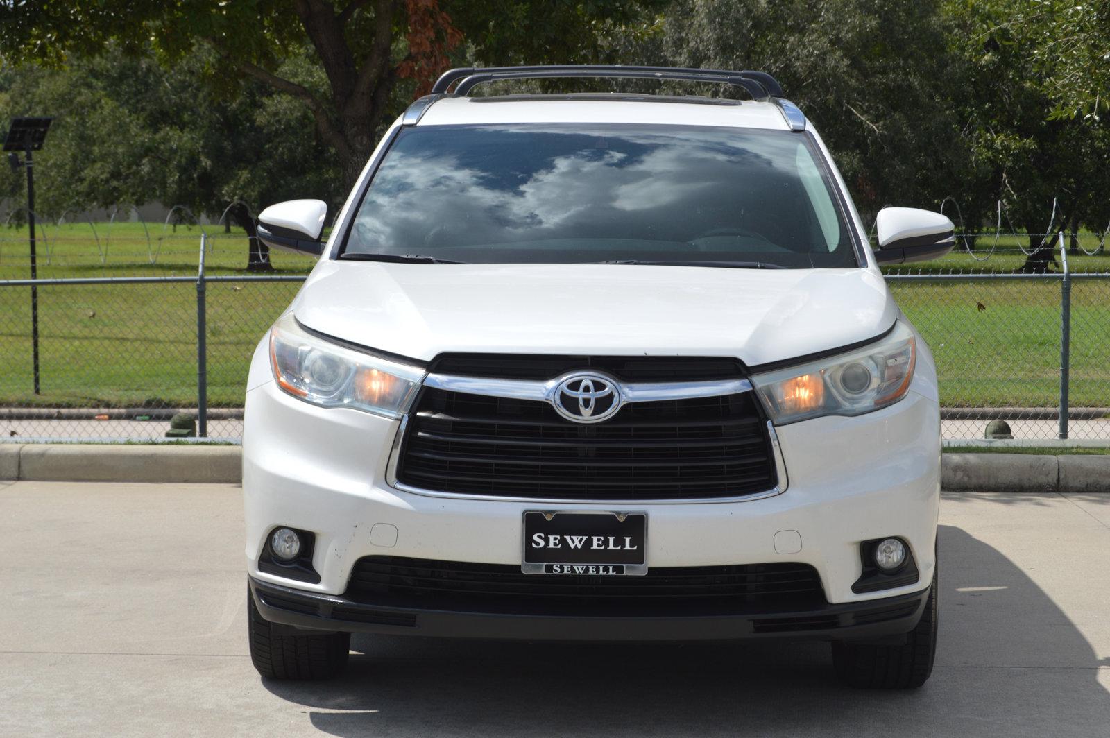 2016 Toyota Highlander Vehicle Photo in Houston, TX 77090