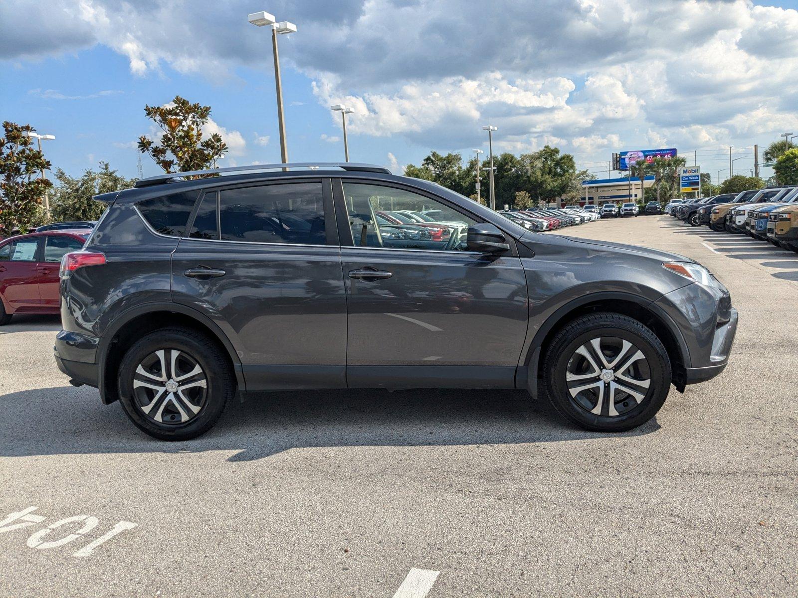 2018 Toyota RAV4 Vehicle Photo in Winter Park, FL 32792