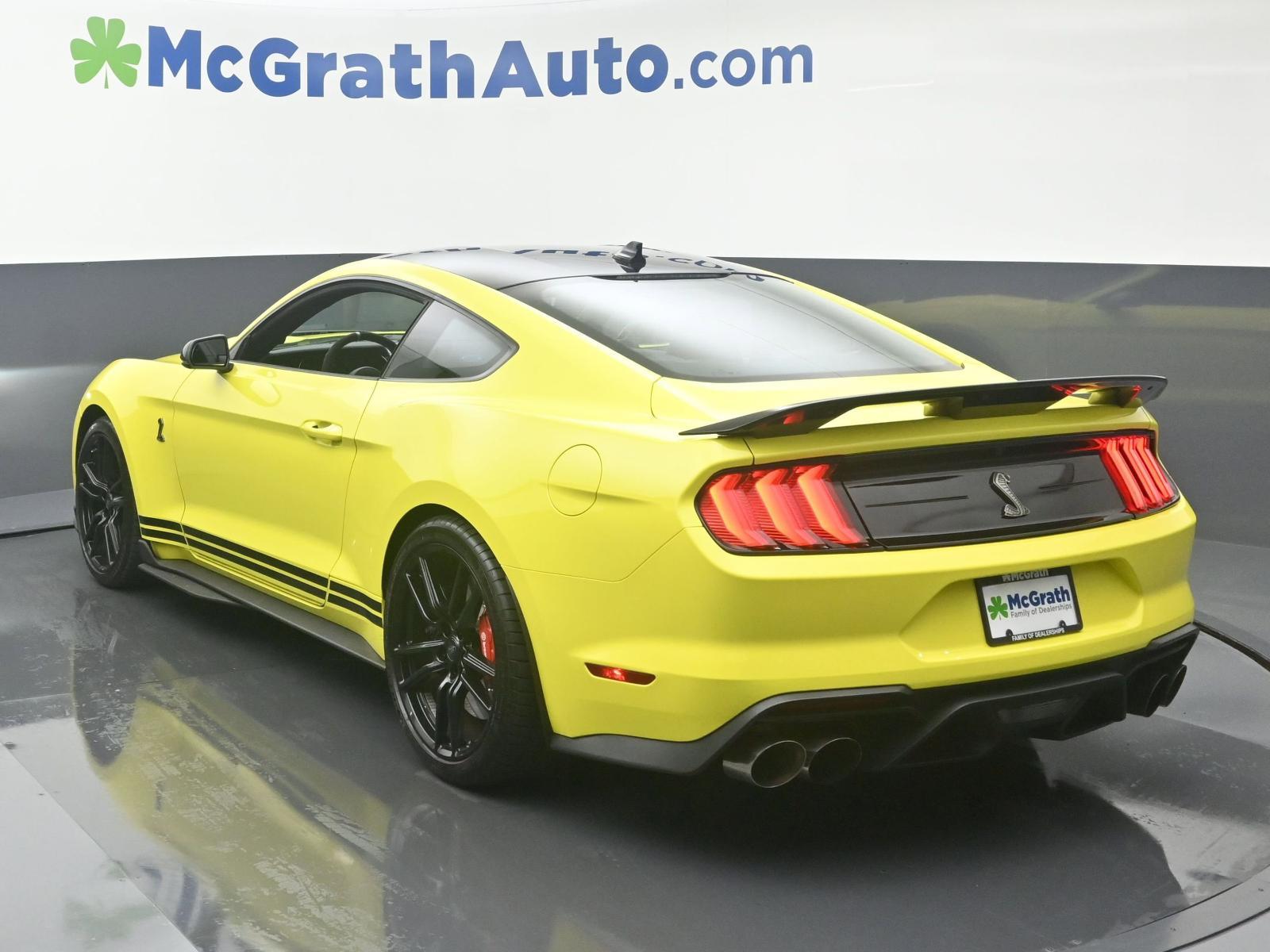 2021 Ford Mustang Vehicle Photo in Cedar Rapids, IA 52402