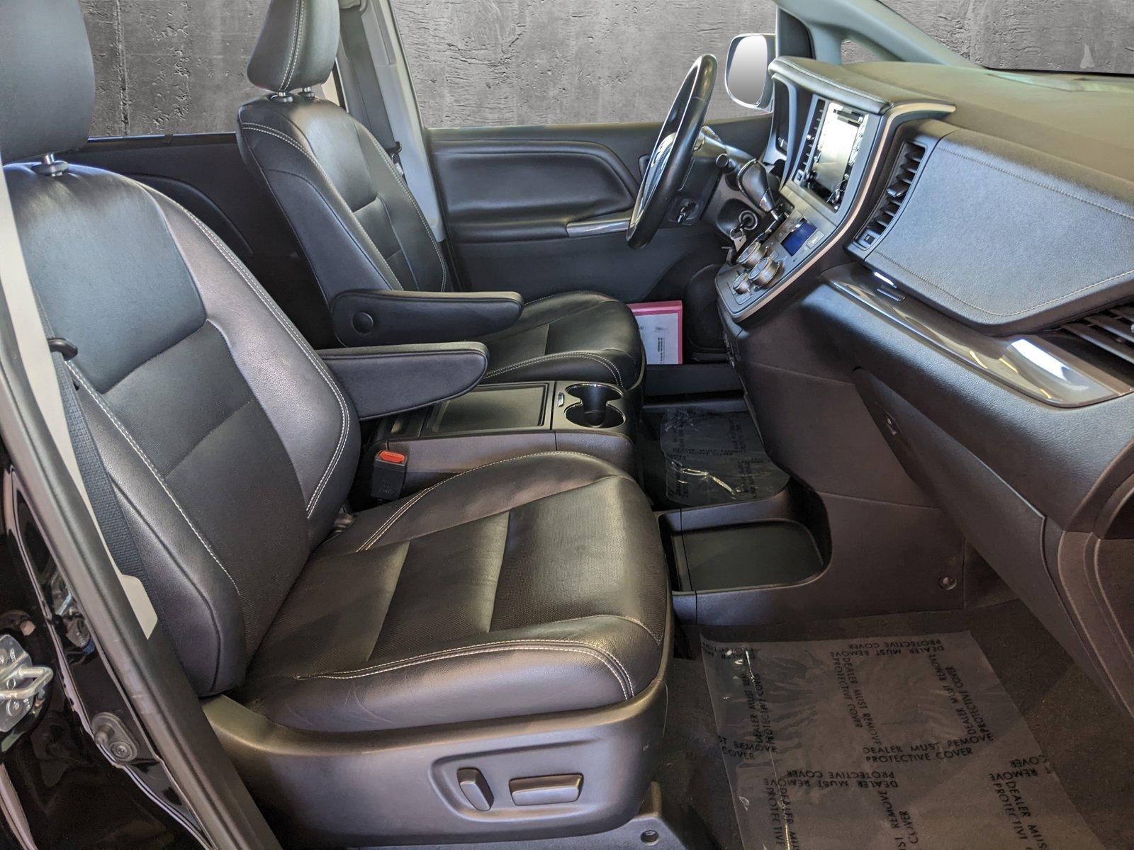 2020 Toyota Sienna Vehicle Photo in Las Vegas, NV 89149