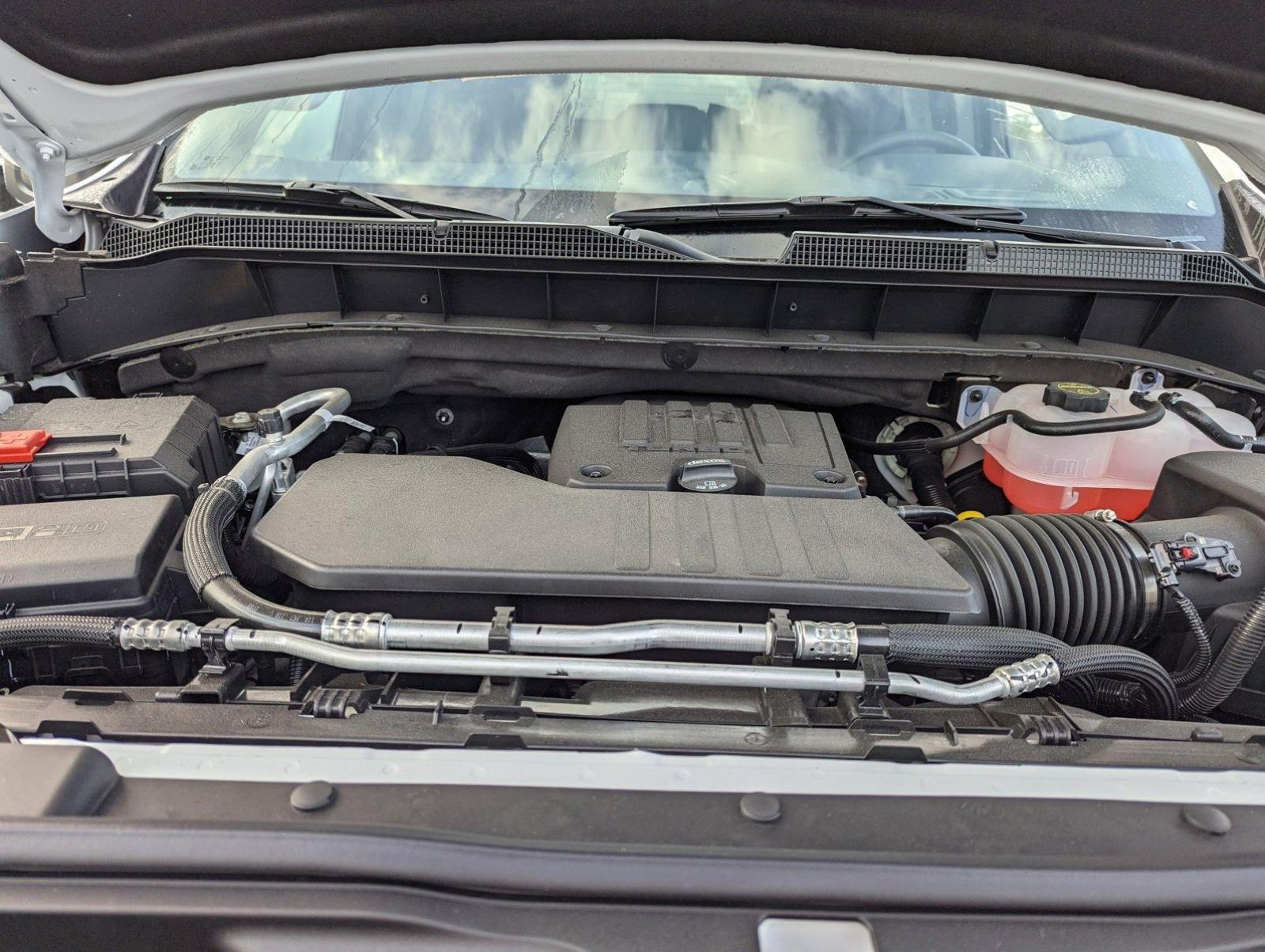 2024 Chevrolet Silverado 1500 Vehicle Photo in PEMBROKE PINES, FL 33024-6534