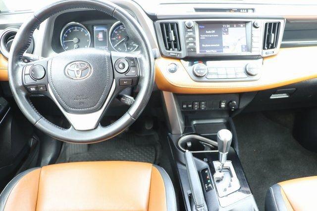 2018 Toyota RAV4 Vehicle Photo in Salem, OR 97301