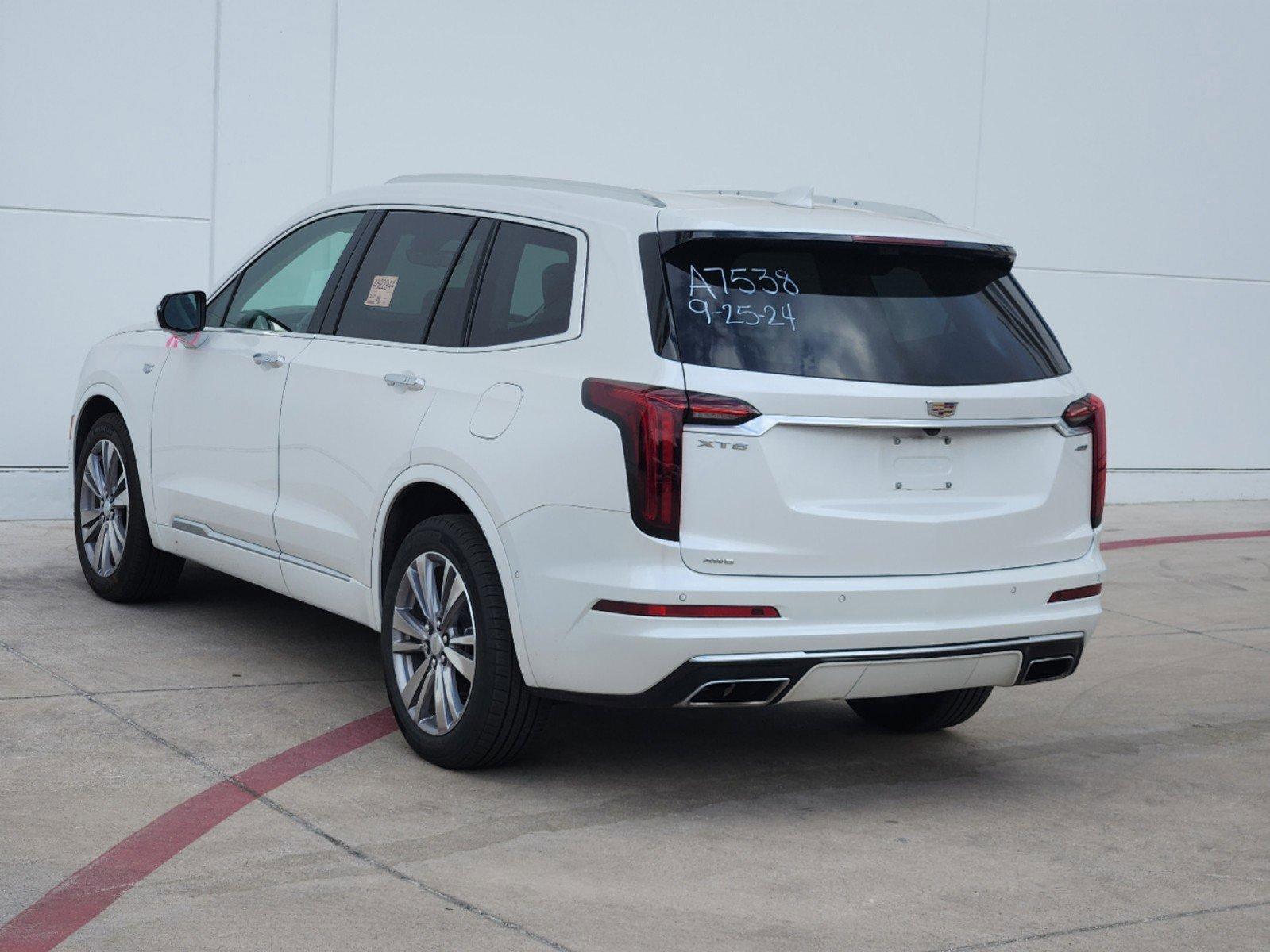 2023 Cadillac XT6 Vehicle Photo in GRAPEVINE, TX 76051-8302