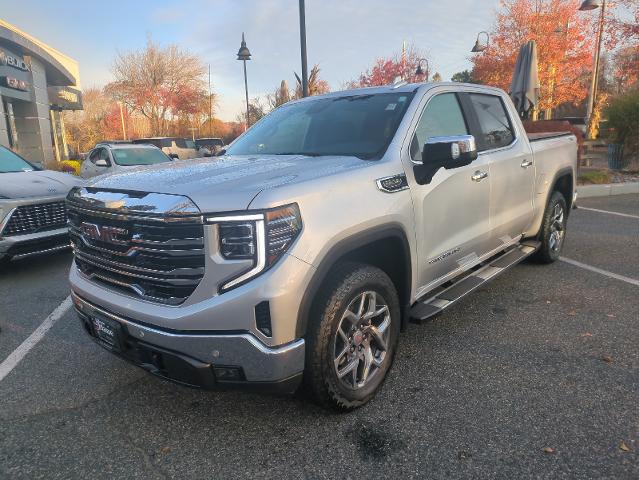 Used 2022 GMC Sierra 1500 SLT with VIN 3GTUUDED3NG601592 for sale in South Kingstown, RI