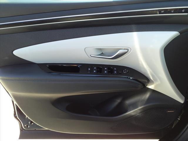 2024 Hyundai TUCSON Hybrid Vehicle Photo in Peoria, IL 61615