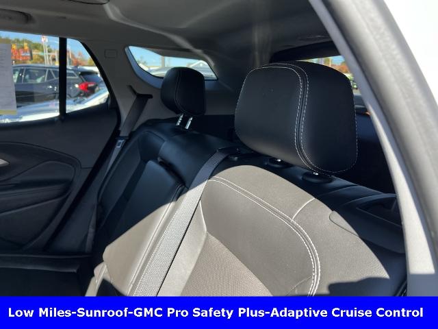 2022 GMC Terrain Vehicle Photo in CHICOPEE, MA 01020-5001