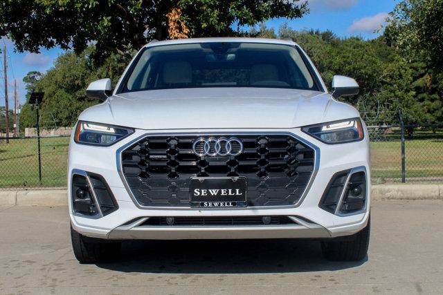 2022 Audi Q5 Vehicle Photo in HOUSTON, TX 77090