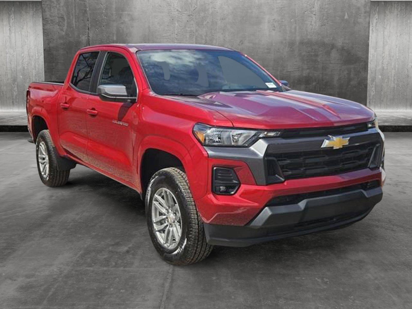 2024 Chevrolet Colorado Vehicle Photo in PEORIA, AZ 85382-3715