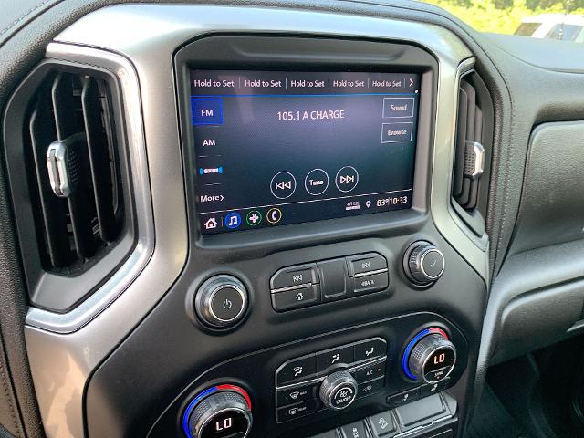 2021 Chevrolet Silverado 1500 Vehicle Photo in MOON TOWNSHIP, PA 15108-2571