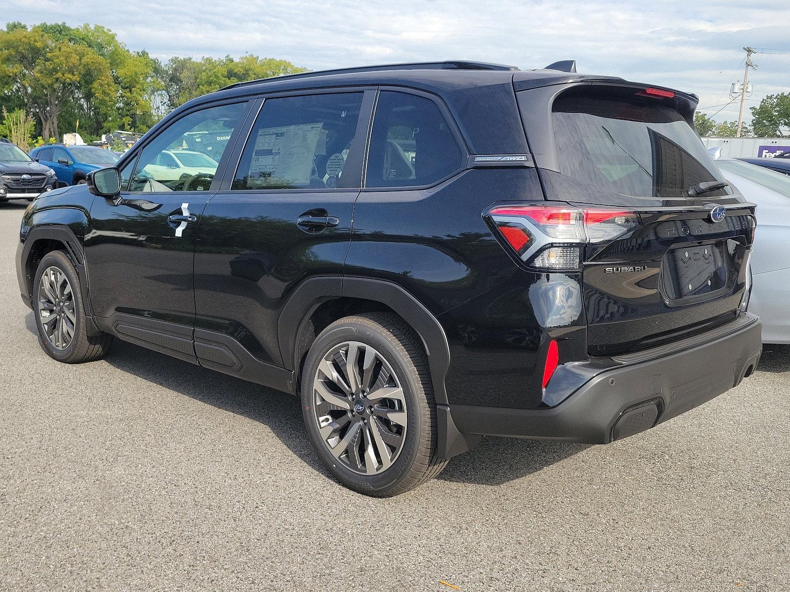 2025 Subaru Forester Vehicle Photo in BETHLEHEM, PA 18017