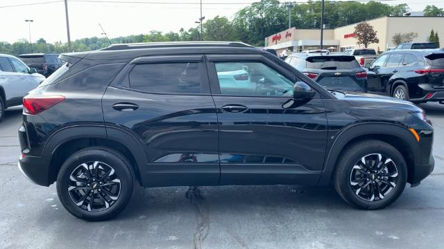 2023 Chevrolet Trailblazer Vehicle Photo in MOON TOWNSHIP, PA 15108-2571