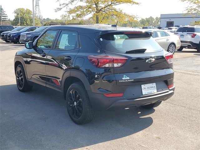 2021 Chevrolet Trailblazer Vehicle Photo in GRAND BLANC, MI 48439-8139