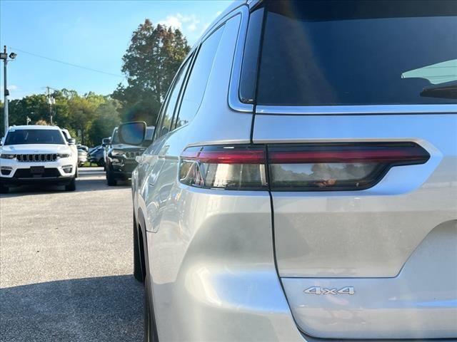 2025 Jeep Grand Cherokee L Vehicle Photo in Bowie, MD 20716