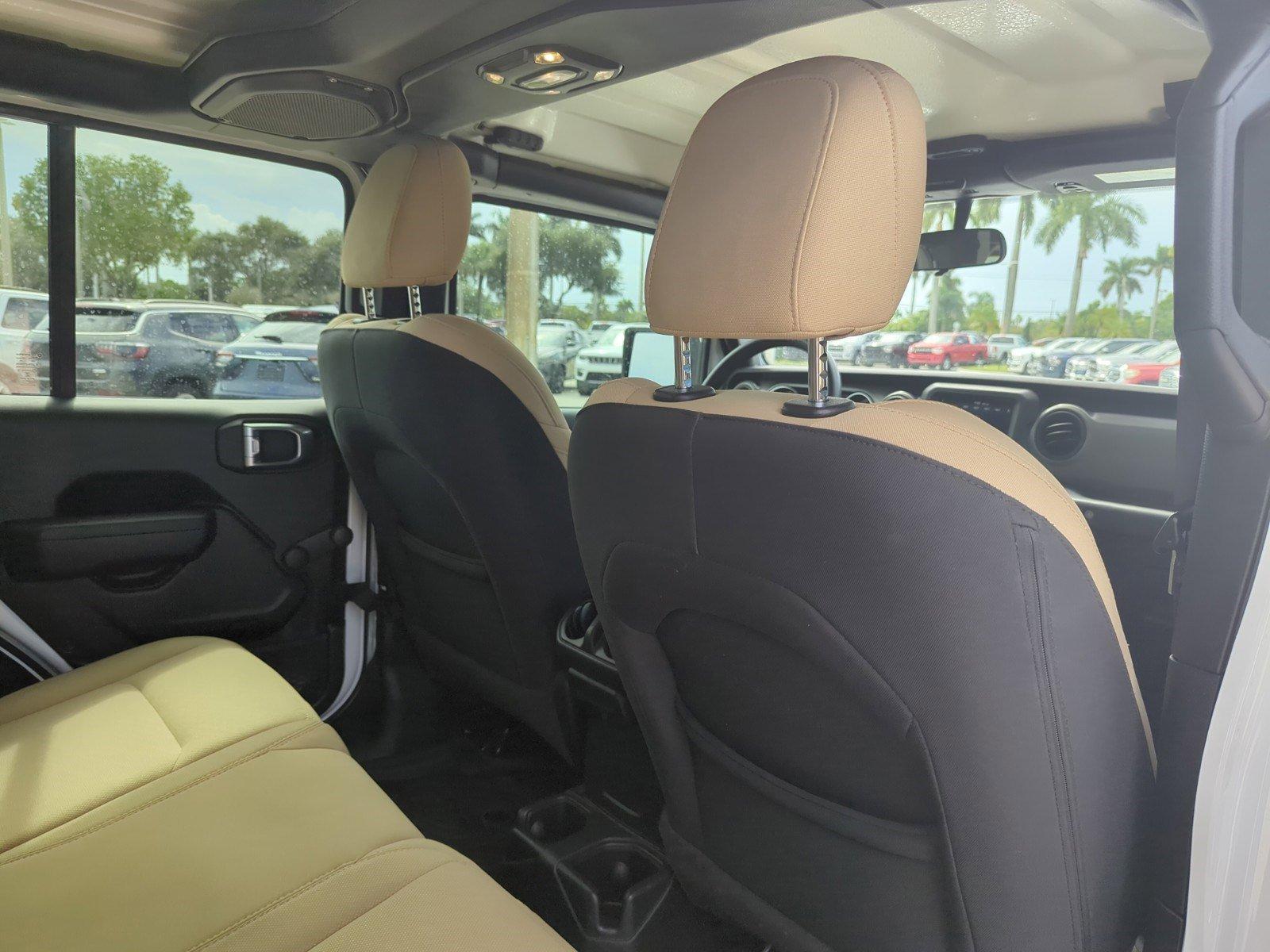 2023 Jeep Wrangler Vehicle Photo in Pembroke Pines, FL 33027