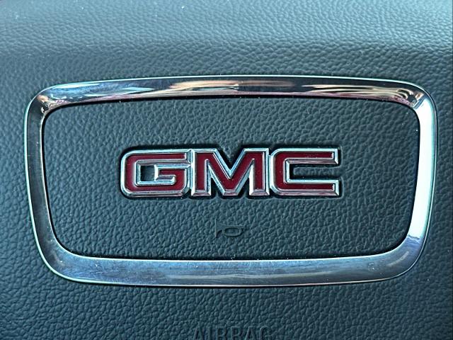 2023 GMC Acadia Vehicle Photo in DUNN, NC 28334-8900