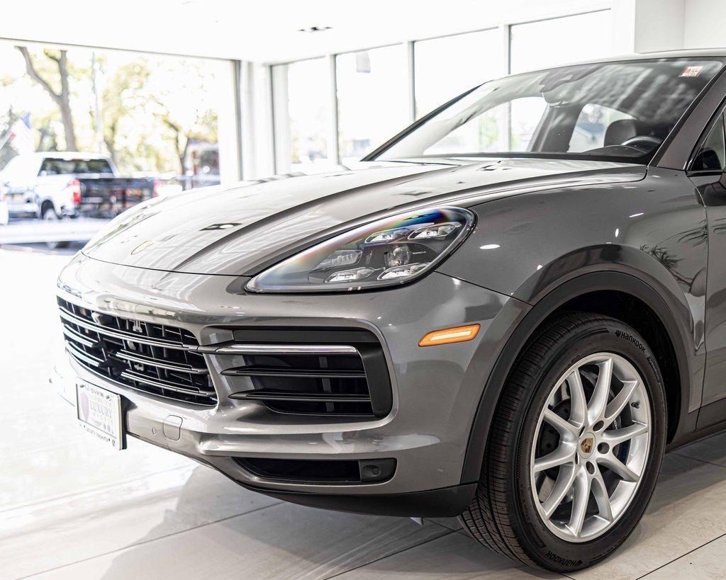 2021 Porsche Cayenne Vehicle Photo in Saint Charles, IL 60174