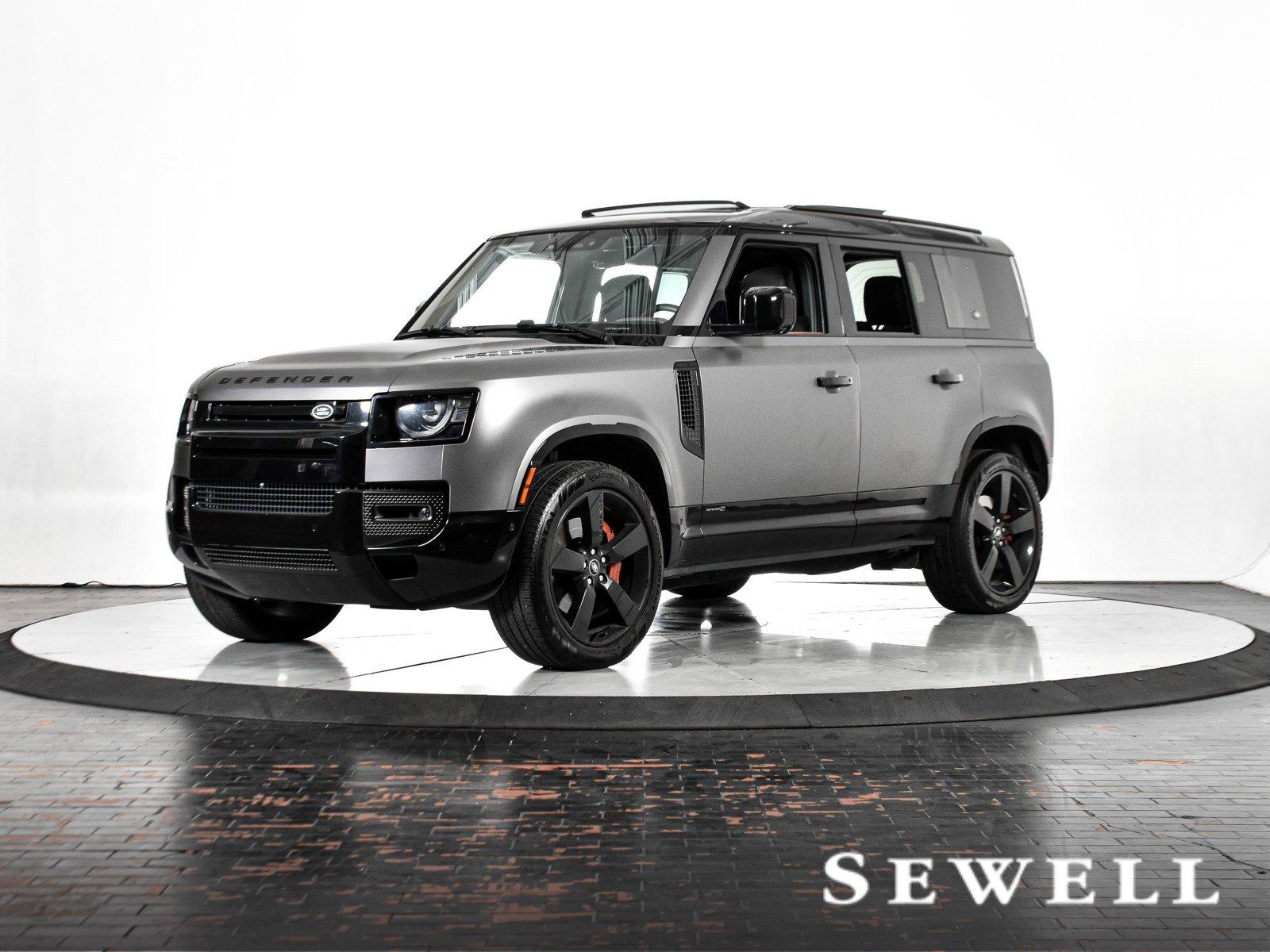 2022 Defender Vehicle Photo in DALLAS, TX 75235