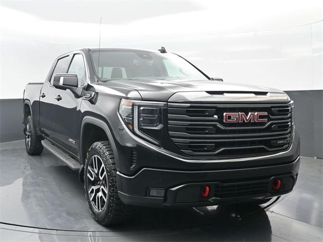 Used 2022 GMC Sierra 1500 AT4 with VIN 3GTUUEET5NG517335 for sale in Whitehall, WV