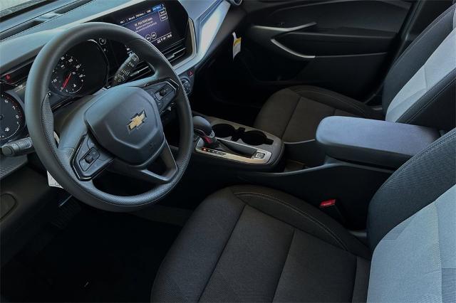 2024 Chevrolet Trax Vehicle Photo in SALINAS, CA 93907-2500