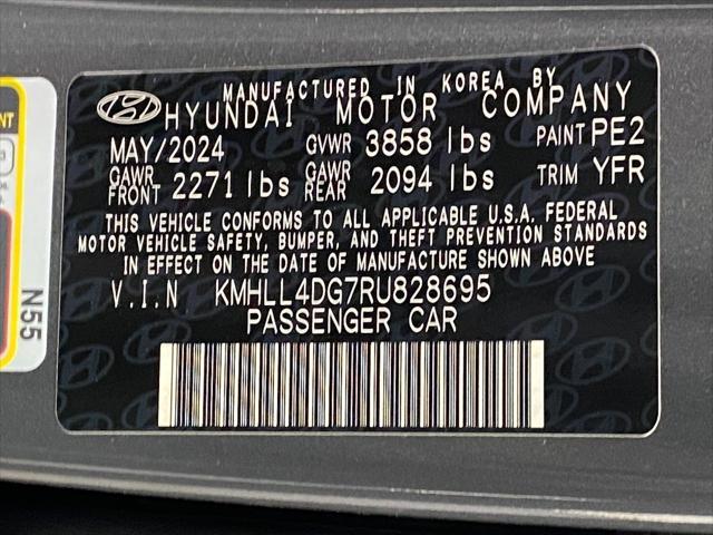 2024 Hyundai ELANTRA Vehicle Photo in Appleton, WI 54913