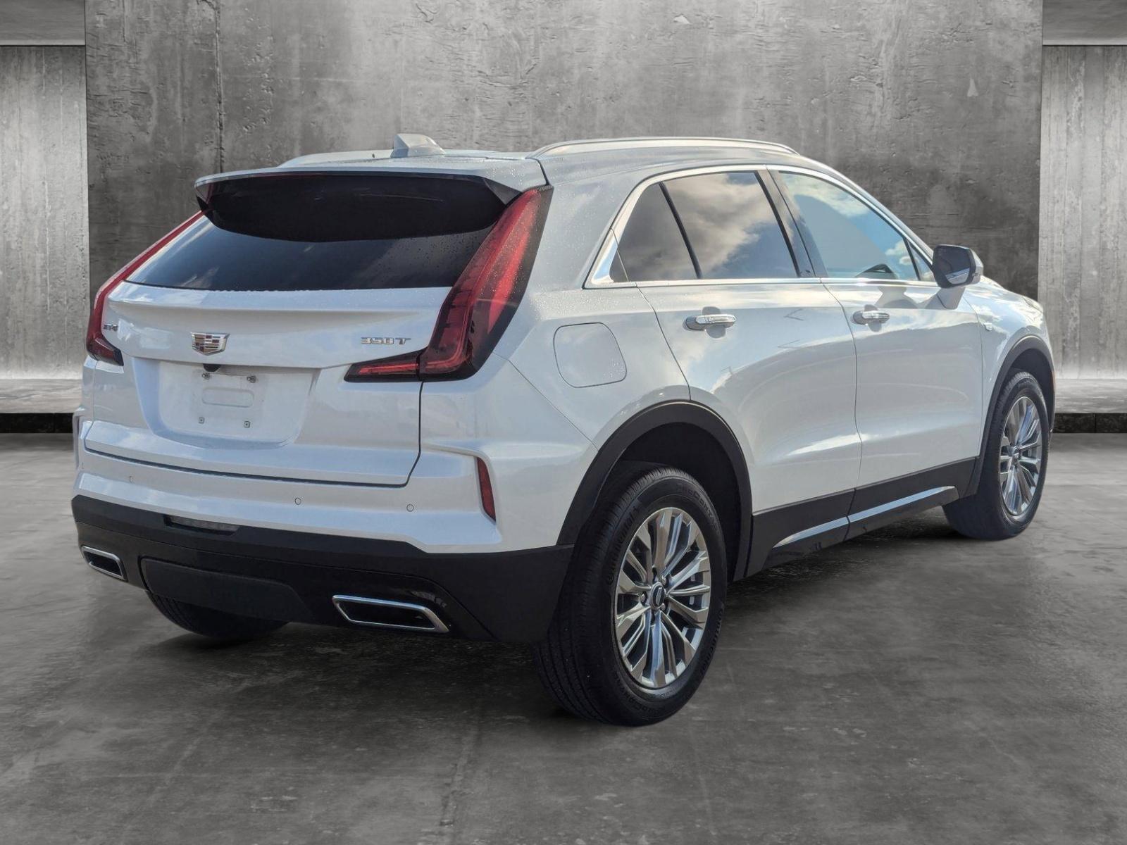 2024 Cadillac XT4 Vehicle Photo in CORPUS CHRISTI, TX 78412-4902