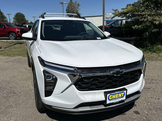 2025 Chevrolet Trax Vehicle Photo in GREELEY, CO 80634-4125