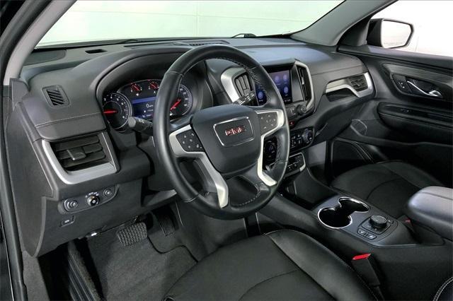 2023 GMC Terrain Vehicle Photo in Lees Summit, MO 64086