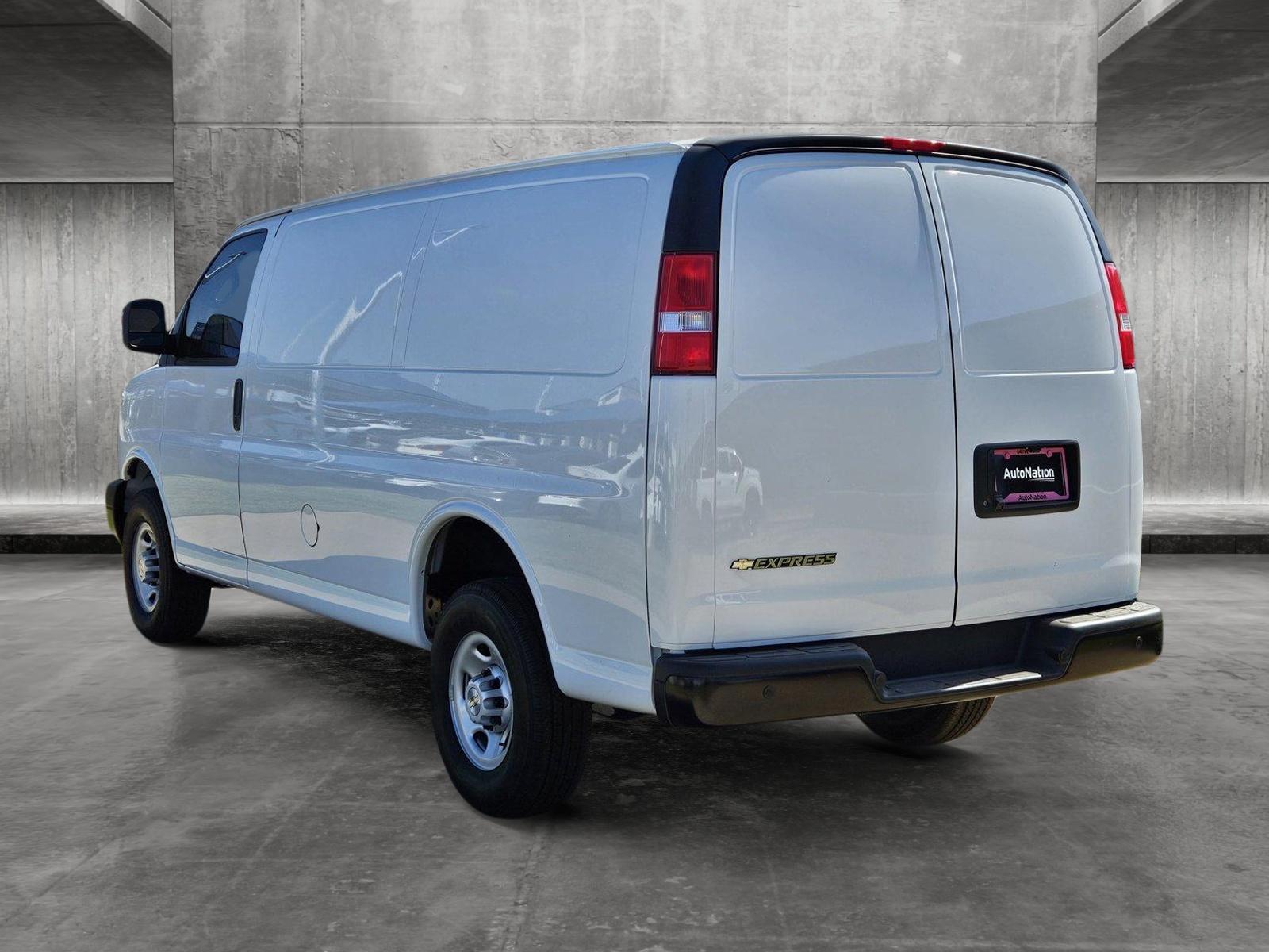 2024 Chevrolet Express Cargo 2500 Vehicle Photo in NORTH RICHLAND HILLS, TX 76180-7199