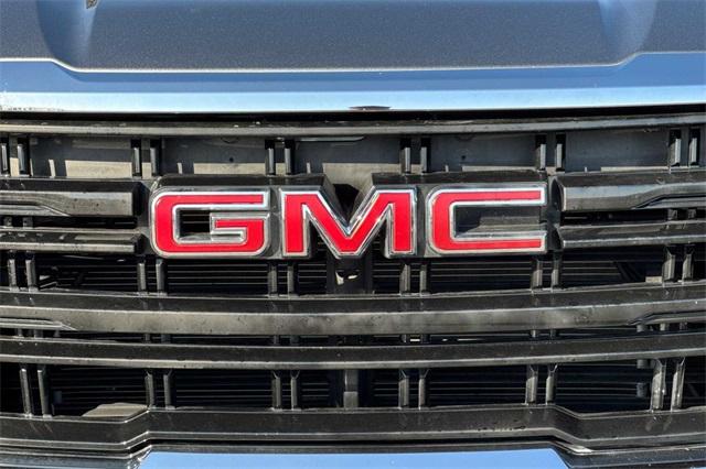 2022 GMC Yukon XL Vehicle Photo in ELK GROVE, CA 95757-8703