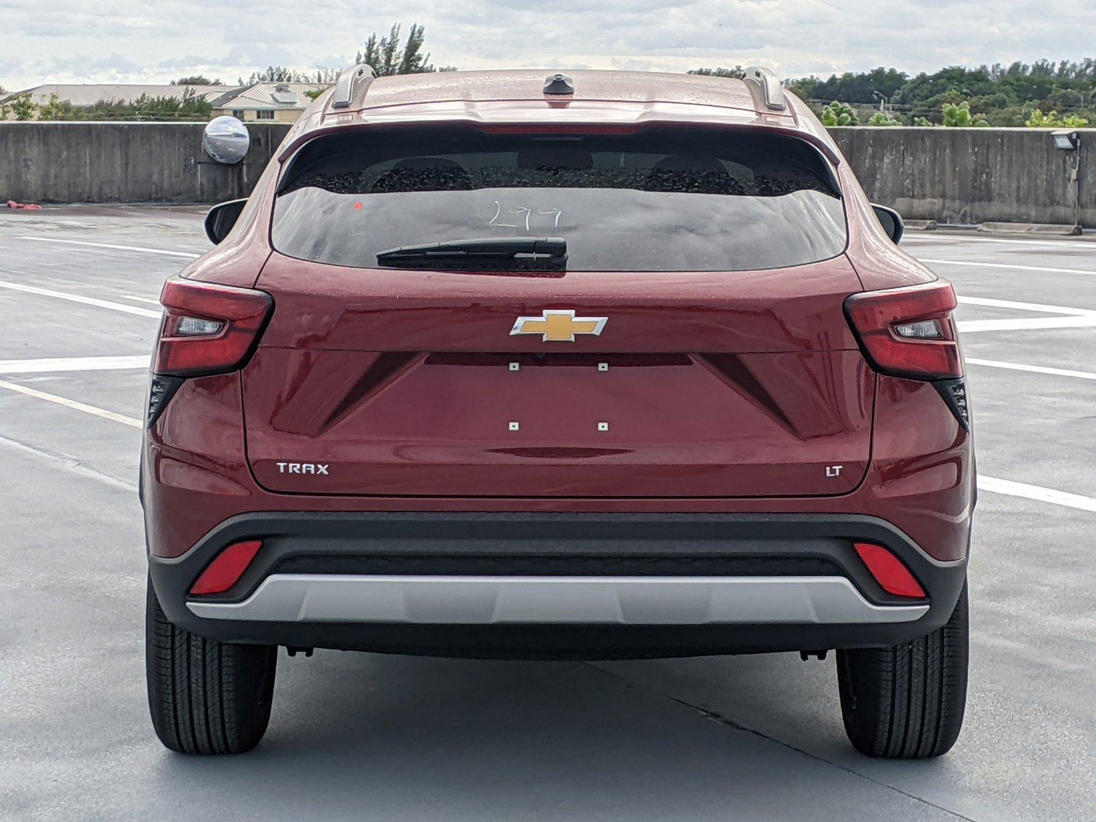 2025 Chevrolet Trax Vehicle Photo in PEMBROKE PINES, FL 33024-6534