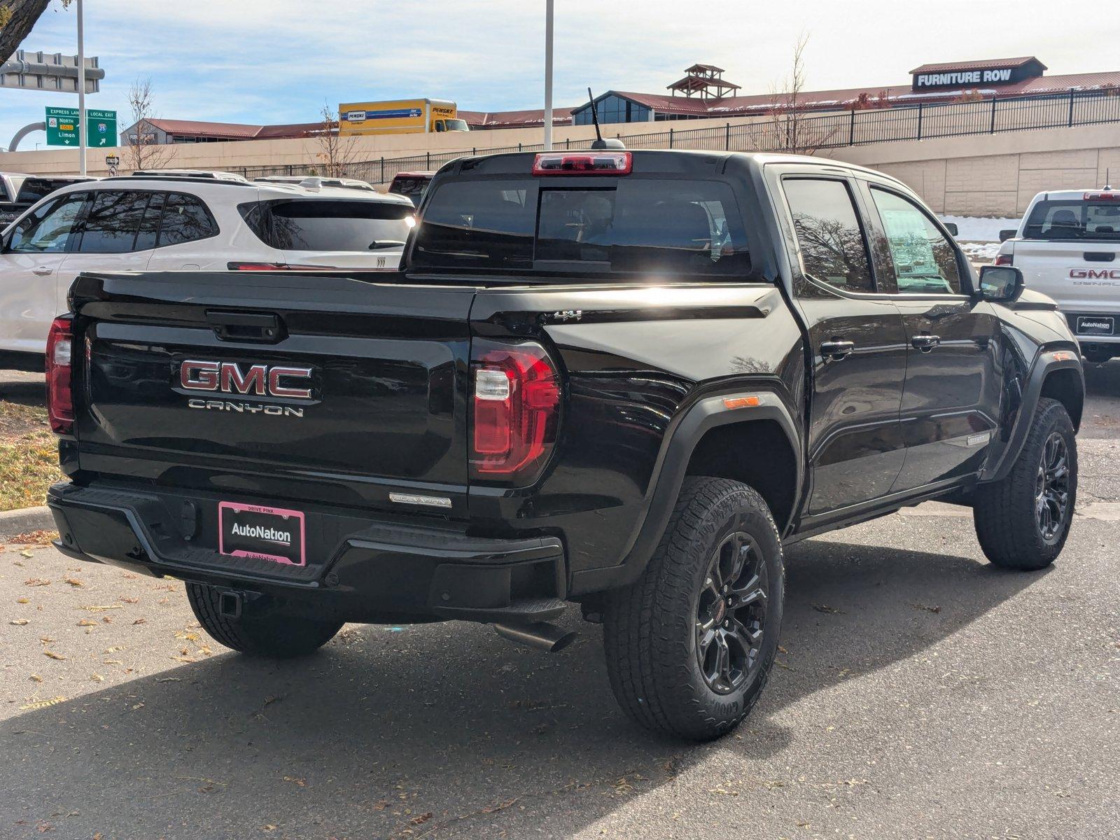 2024 GMC Canyon Vehicle Photo in LONE TREE, CO 80124-2750